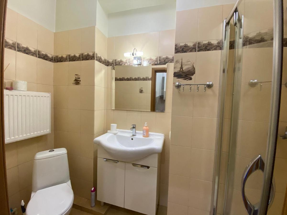 Old Town Apartments Lanzheron Beach Odessa Ngoại thất bức ảnh